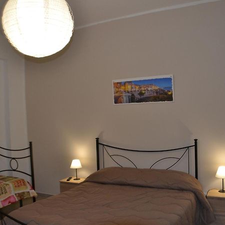 Appartamento Turistico Adige Szirakúza Kültér fotó